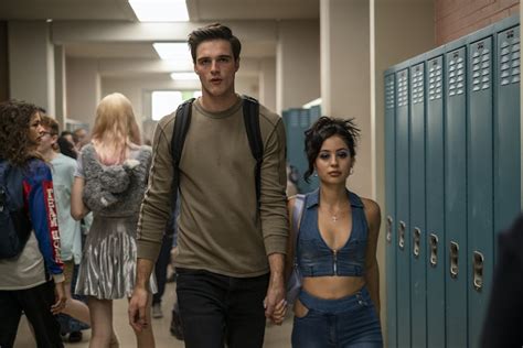 is rue gay euphoria|In 'Euphoria,' Nate Is So Toxically Masculine He Can't  .